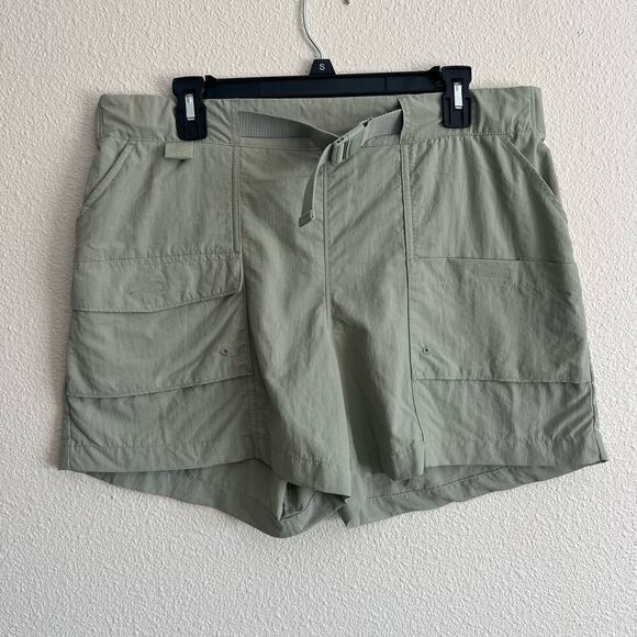 Columbia Women's Nylon Summerdry Cargo Short in Safari Size Large - Picture 3 of 7